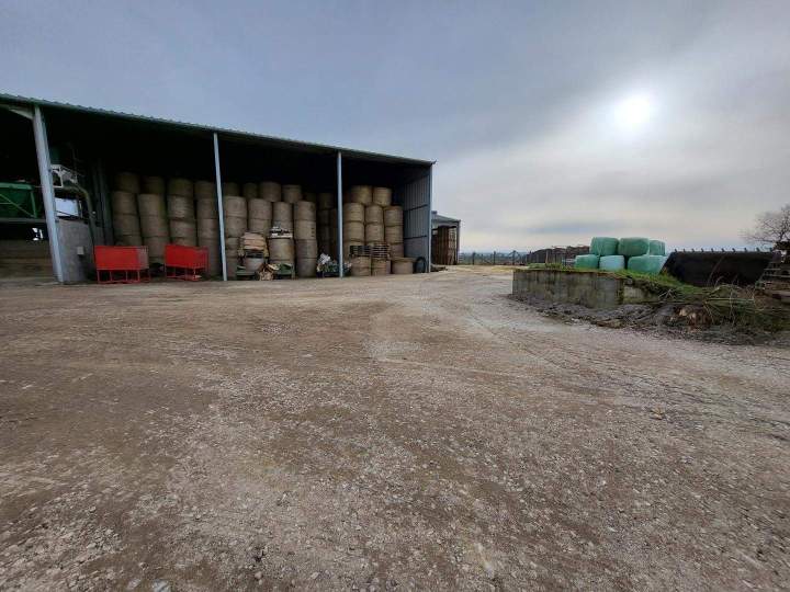 Hangar de stockage Conflans-sur-Anille