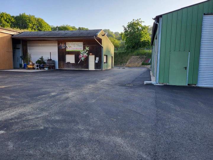 Cour aménagée Conflans-sur-Anille