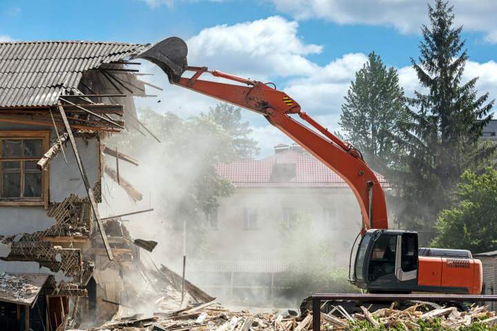 Déconstruction sécurisée et valorisation de matériaux